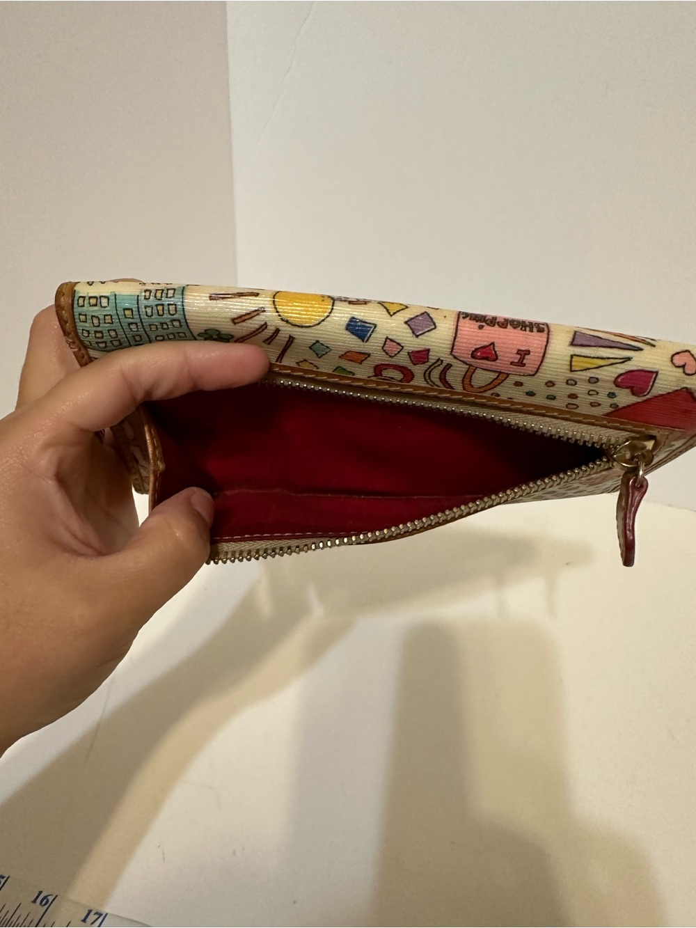 Dooney & Bourke White Multicolor Doodle Continental Wallet with Tan Trim - Picture 10 of 10